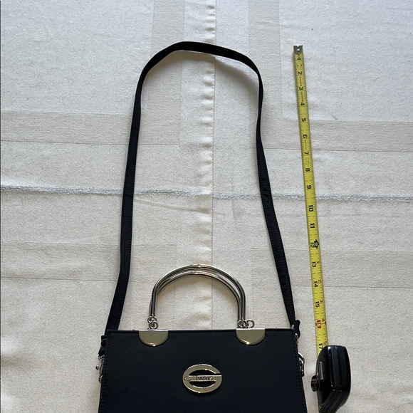 Chic Black Crossbody Bag - Picture 7 of 8